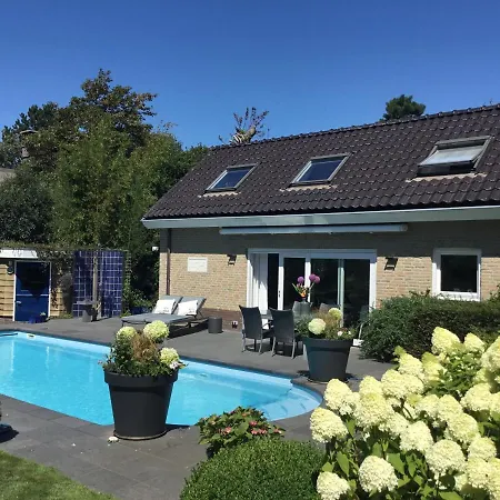 B&B Vincent'S Huisje דירה *