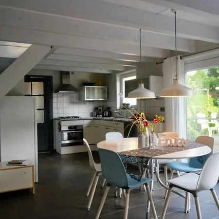 B&B Vincent'S Huisje ברחן